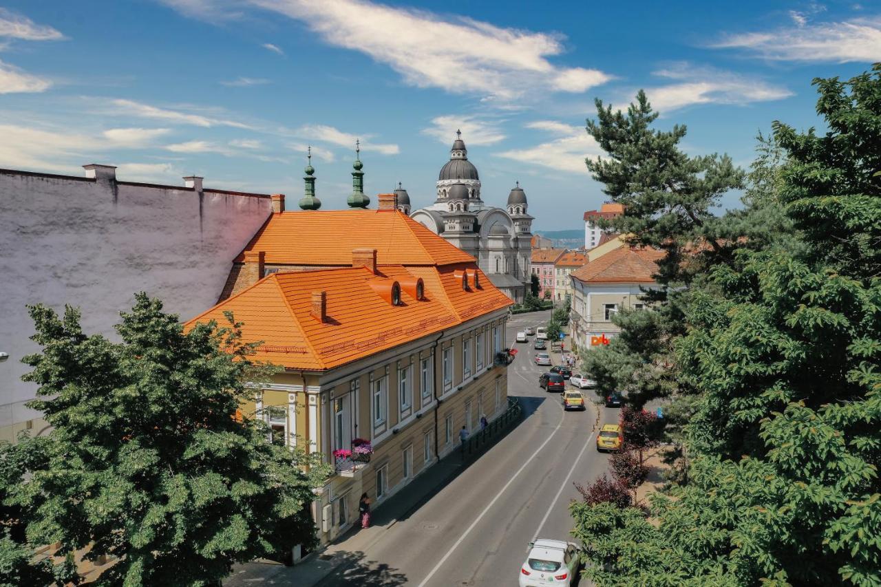 Haller Boutique Târgu-Mureş Zewnętrze zdjęcie