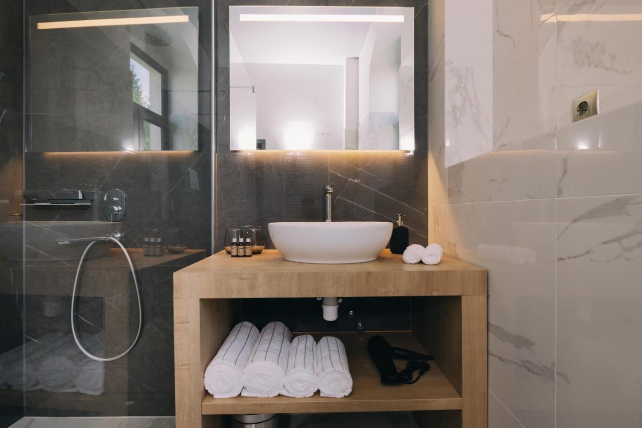Haller Boutique Târgu-Mureş Zewnętrze zdjęcie