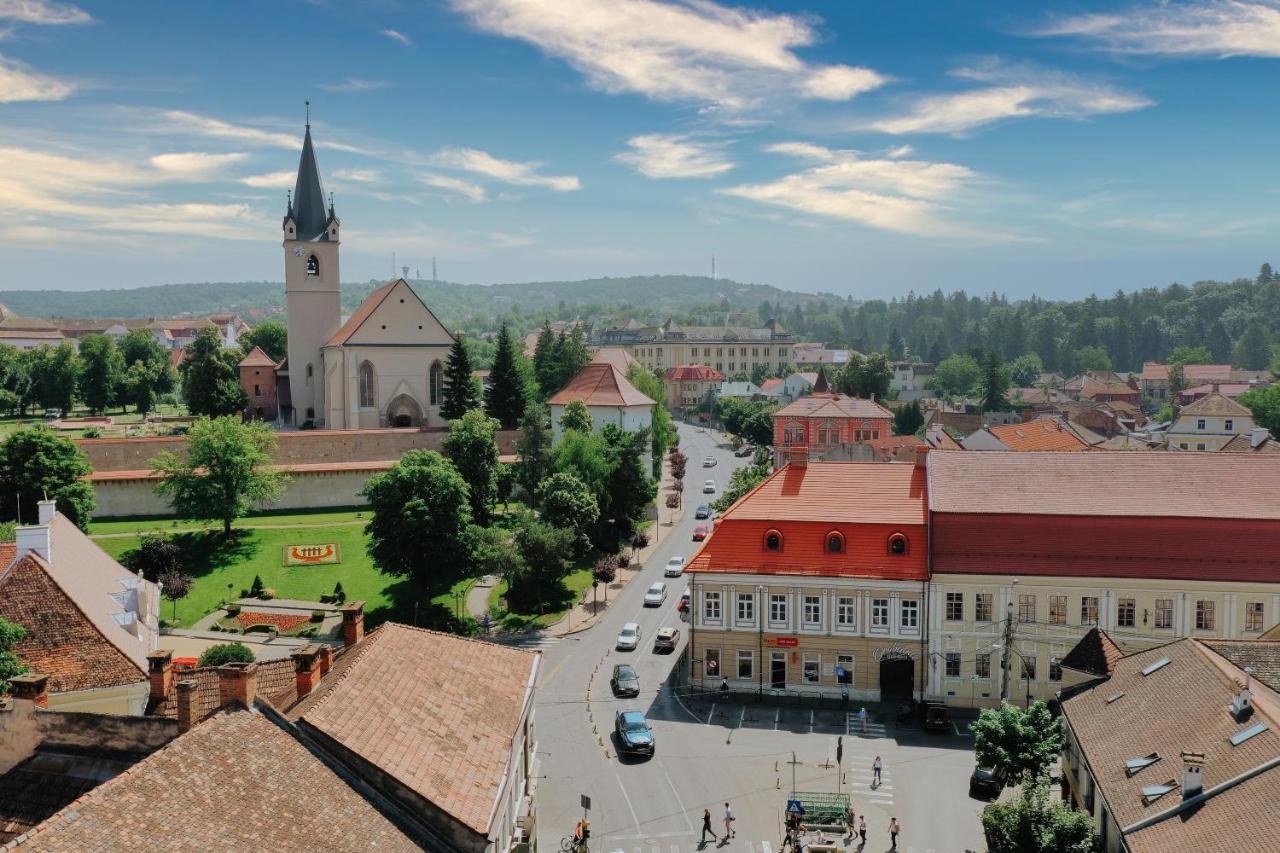 Haller Boutique Târgu-Mureş Zewnętrze zdjęcie